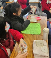 Students learn to make the right    mixture.